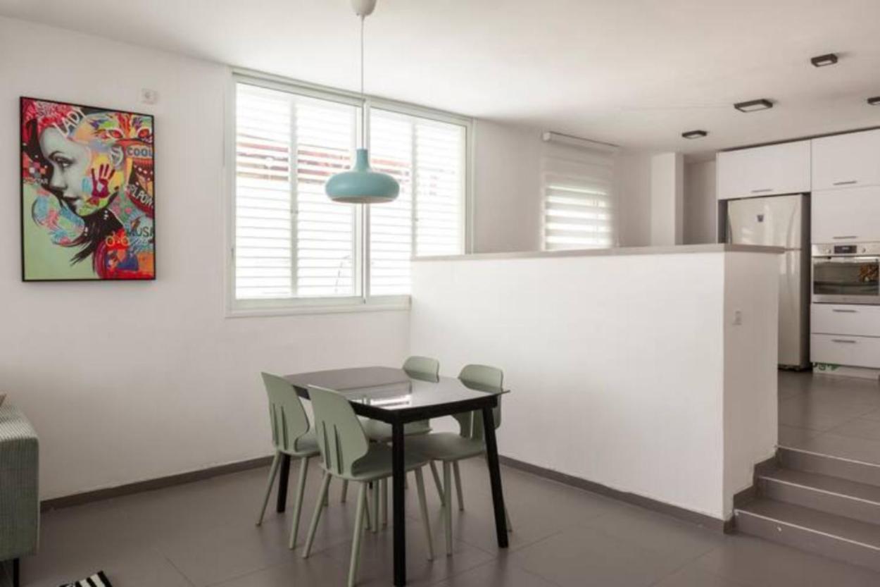 Oַ&O Group-Amazing Apt Bat-Yam 3 Min Walk To Beach 바트얌 외부 사진