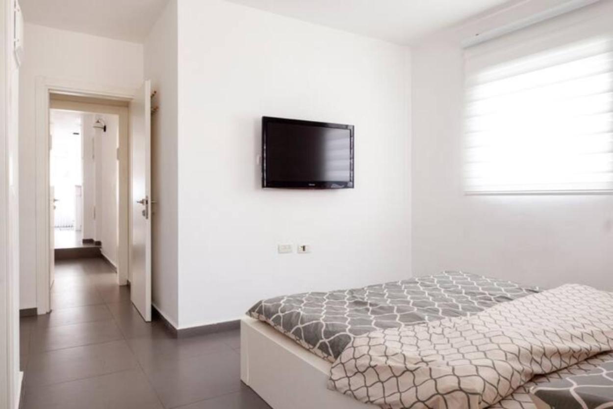 Oַ&O Group-Amazing Apt Bat-Yam 3 Min Walk To Beach 바트얌 외부 사진
